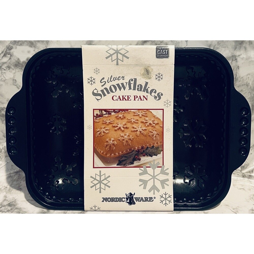 Silver Snowflakes Nordic Ware Heavy Cast Aluminum Cake Pan - 011172548481 - New
